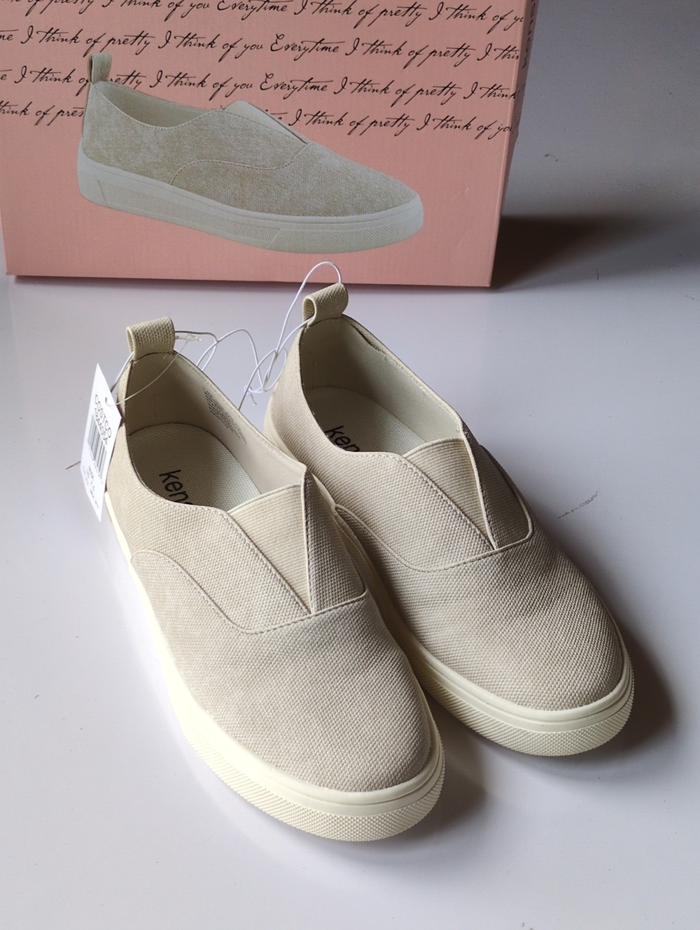 NIB Kensie Women's Salia Slip-On Shoes Beige Size 7.5 Canvas Shoes